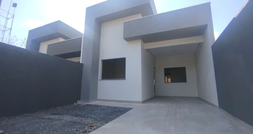 Casa 3 dormitórios para Venda em Maringá, Vila Santa Izabel, 3 dormitórios, 1 suíte, 2 banheiros, 2 vagas