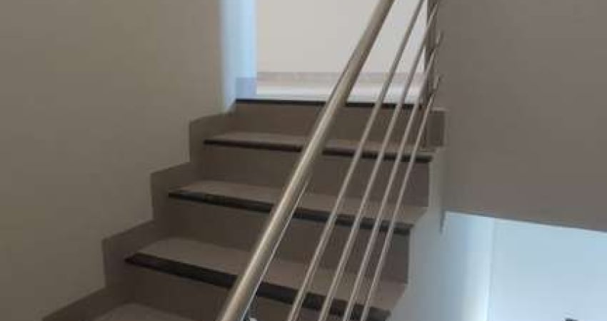 Casa 3 dormitórios para Venda em Maringá, Jardim Montreal, 3 dormitórios, 1 suíte, 2 banheiros, 2 vagas
