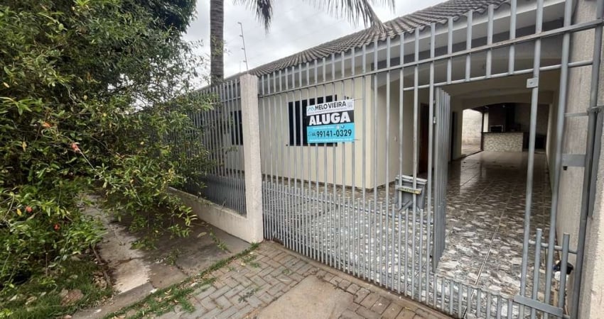 Casa 3 dormitórios para Locação em Maringá, Jardim Real, 3 dormitórios, 1 suíte, 2 banheiros, 3 vagas