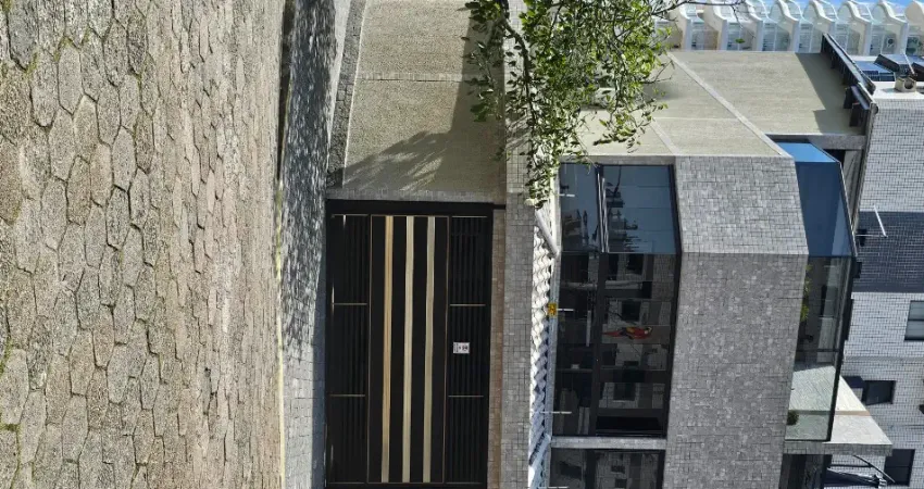 Lindo sobrado triplex alto padrão com 184m2 localizado na guilhermina