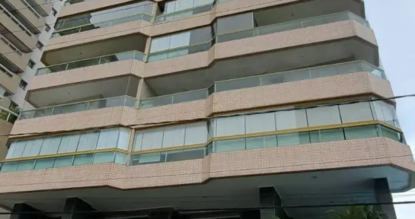 Lindo Apartamento com 2  dormitórios localizado na Vila Tupi  próximo à Praia