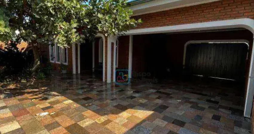 Casa à venda, 221 m² por R$ 820.000,00 - Jardim Glória - Americana/SP