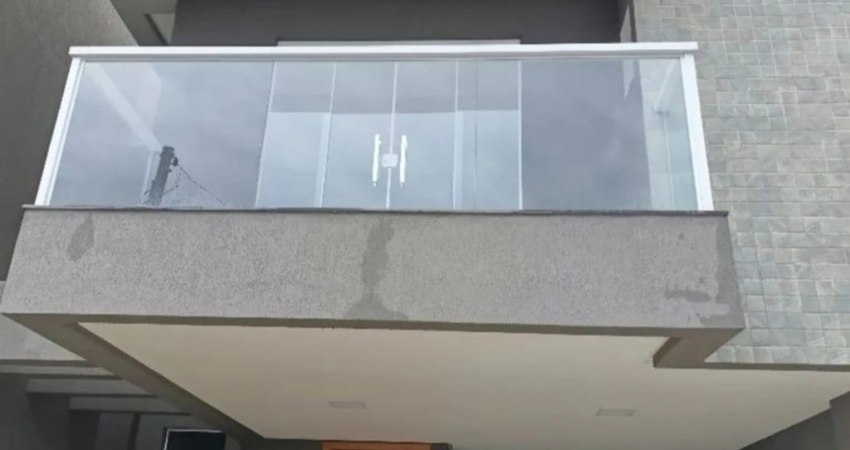 OFERTA! Lindo sobrado alto padrão, 3 suites, piscina, espaço gourmet, novinho, no Jd. America