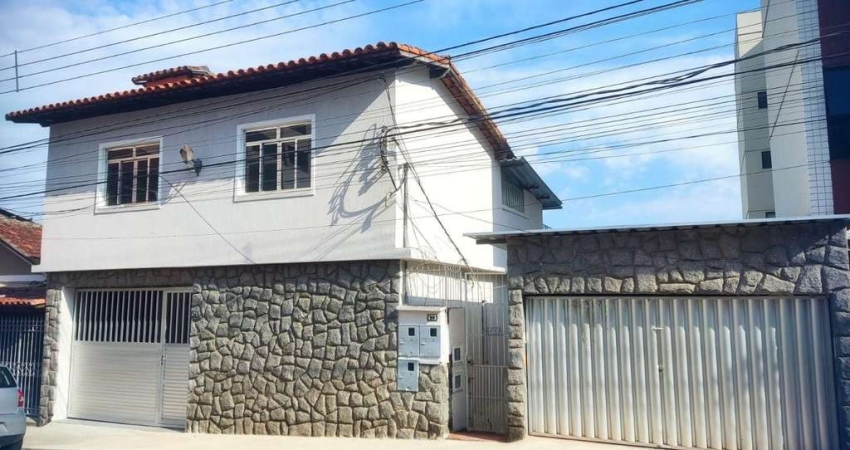 Casa para Venda em Juiz de Fora, Jardim Glória, 3 dormitórios, 1 suíte, 2 banheiros, 2 vagas