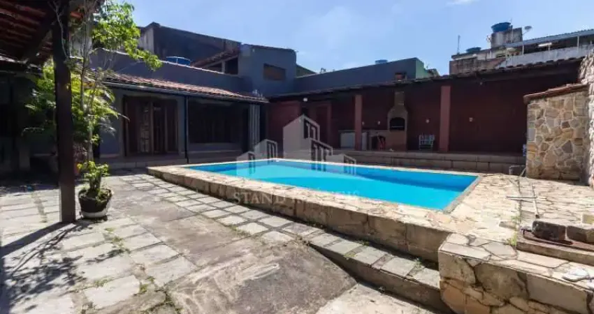 Casa com 4 quartos à venda na Estrada Antônio José Bittencourt, Centro, Nilópolis