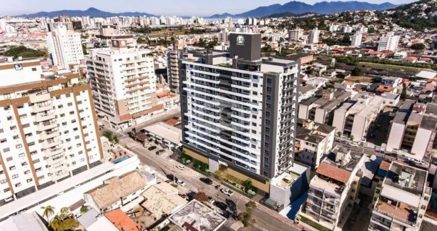 Apartamento à venda no Bairro Nossa Senhora do Rosário em São José-SC, com 3 quartos, 1 suíte, 2 vagas