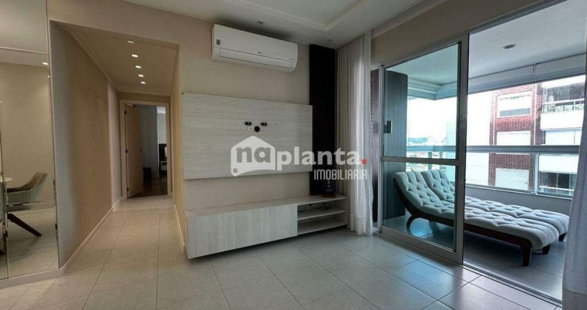 Apartamento à venda no Bairro Estreito em Florianópolis-SC, com 2 quartos, 2 suítes, 1 vaga