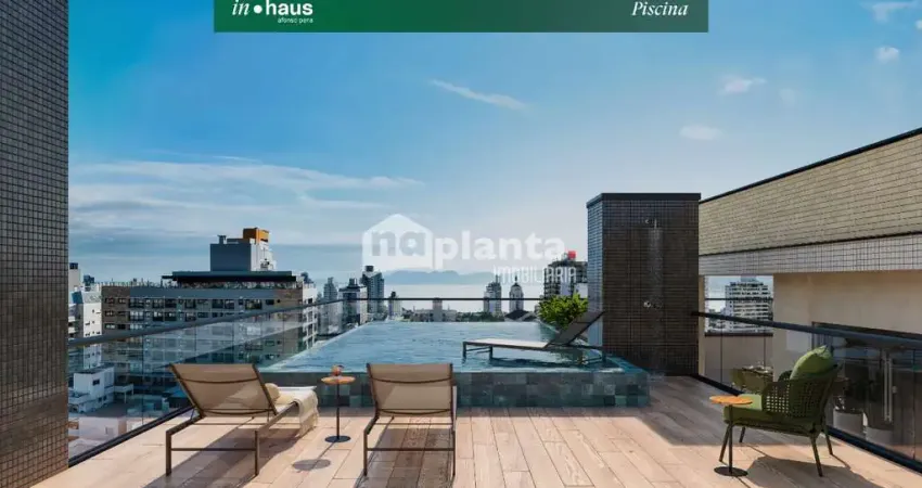 Excelente apartamento dois dormitórios com suíte em região privilegiada do Estreito.