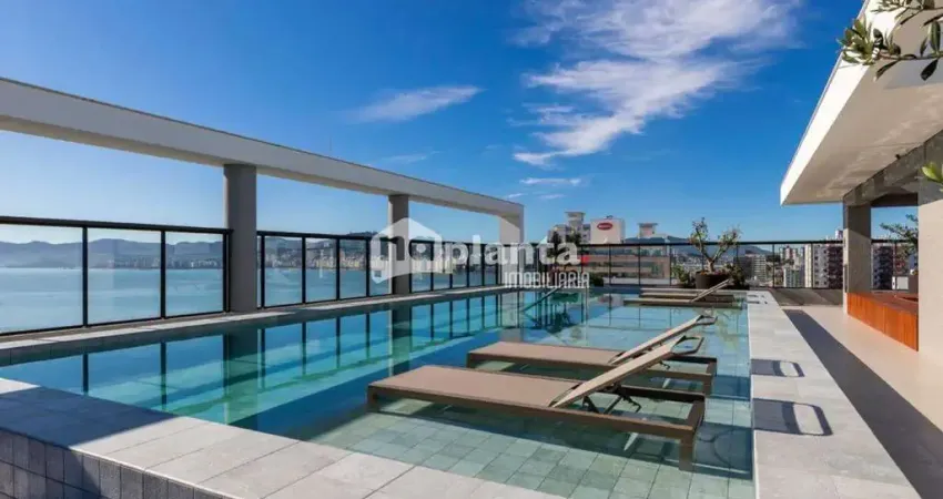 Apartamento à venda no Bairro Balneário em Florianópolis-SC, com 2 quartos, 1 suíte, 2 vagas