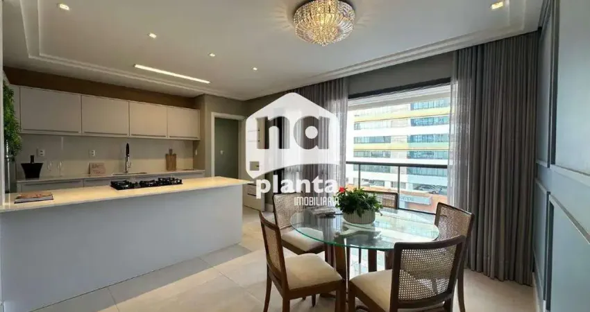 Apartamento à venda no Bairro Kobrasol em São José-SC, com 3 quartos, 3 suítes, 2 vagas