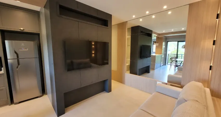 Luxuoso apartamento com 2 suítes e sacada com churrasqueira