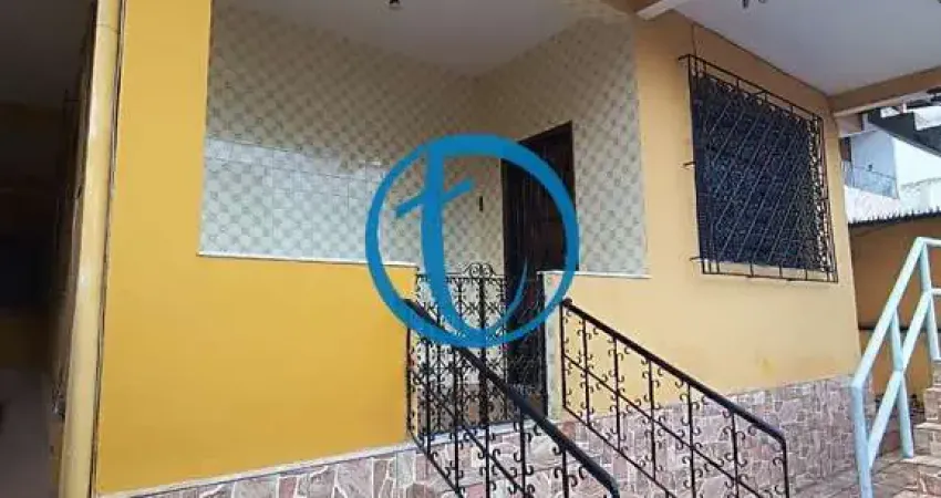 Imperdível! Casa com 4 quartos e 1 suíte no bairro Matatu, Salvador-BA: venda ou locação.
