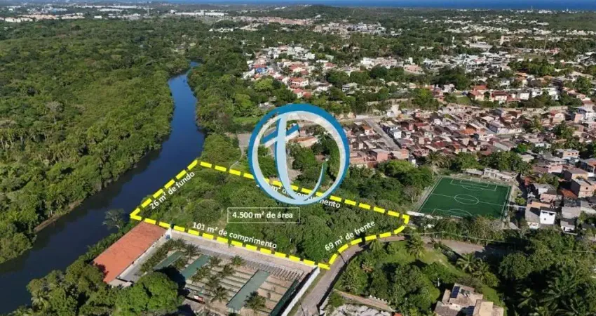 Vende-se Lote plano de 4.500 m2 dentro do exclusivo Condomínio Chácaras do Rio Joanes em Lauro de Freitas