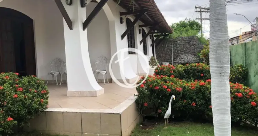 Casa com 5 quartos à venda no Stiep, Salvador 