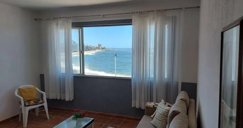 Apartamento com 2 quartos para alugar na Amaralina, Salvador