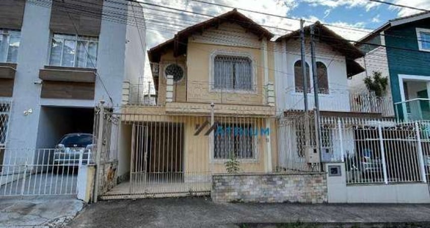Casa com 4 dormitórios à venda, 173 m² por R$ 900.000,00 - Granbery - Juiz de Fora/MG