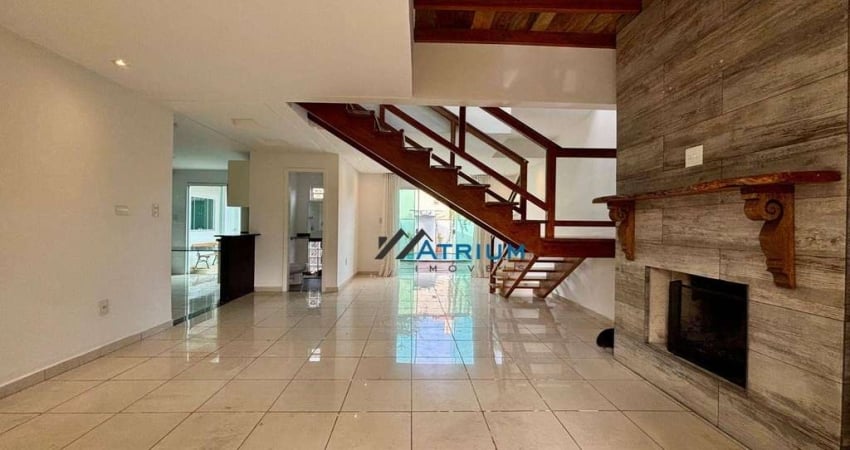 Casa com 4 dormitórios para alugar, 228 m² por R$ 7.028,00/mês - São Pedro - Juiz de Fora/MG