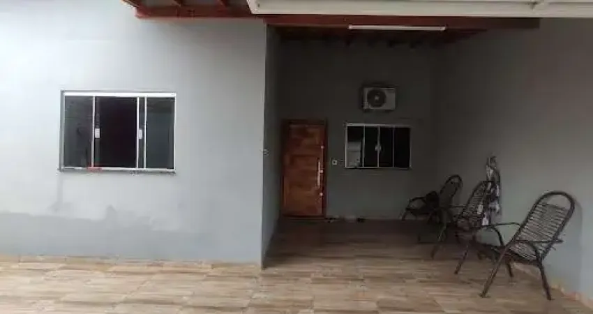 Casa com 3 quartos à venda no Centro, Adolfo