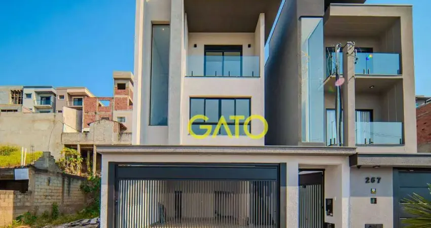 Casa em Cajamar, Casa no Portal dos Ipês em Cajamar/SP