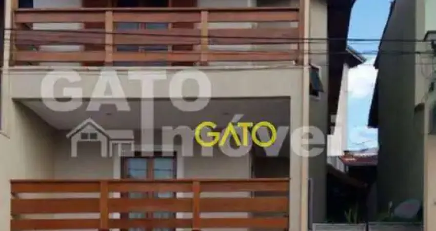 Casa com 3 quartos para alugar na Avenida Buri, Colina Maria Luíza (Jordanésia), Cajamar