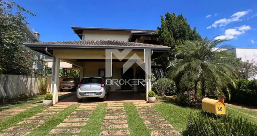 Casa à venda no Condomínio Estância Marambaia em Vinhedo - SP