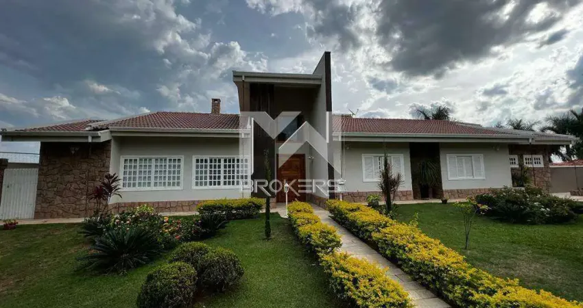 Casa com 06 quartos no Condomínio Marambaia em Vinhedo - SP.
