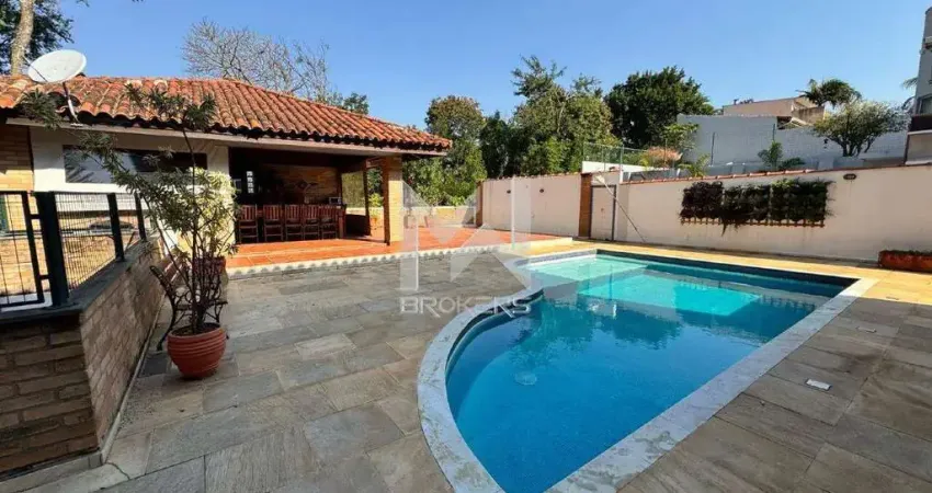 Casa à venda no Condomínio Estância Marambaia na cidade de Vinhedo - SP