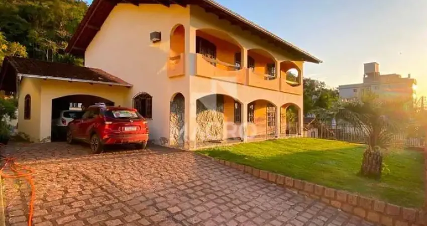 Casa com 4 quartos à venda na Vila Nova, Jaraguá do Sul