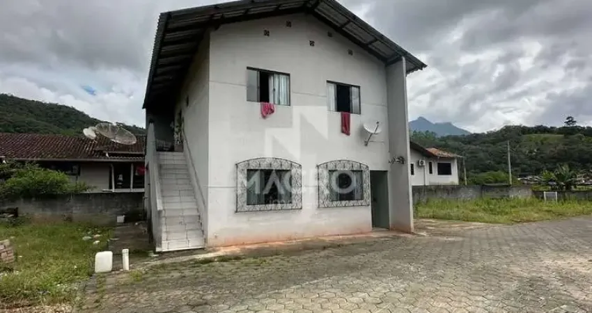 Terreno contendo 2 apartamentos | guaramirim | ilha da figueira