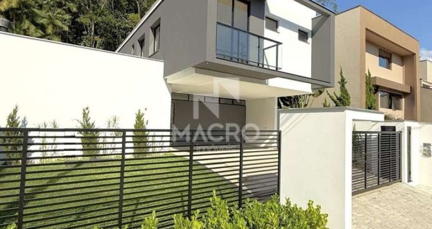 Casa no Lot. Champs Elysee | Amizade | 4 suítes | 248m²