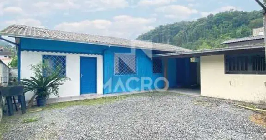 Casa com 3 quartos à venda no Czerniewicz, Jaraguá do Sul 