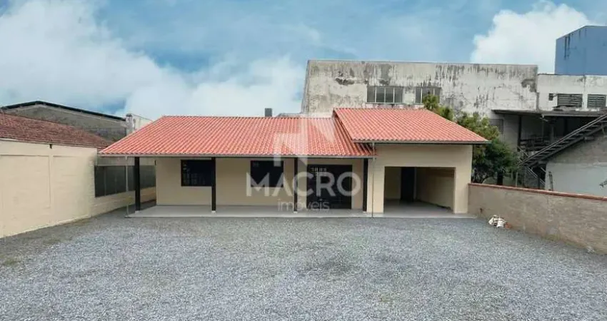 Casa com 3 quartos à venda no Centro, Jaraguá do Sul 