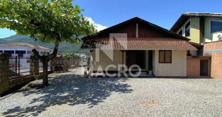 Casa com 3 quartos à venda na Vila Lalau, Jaraguá do Sul 