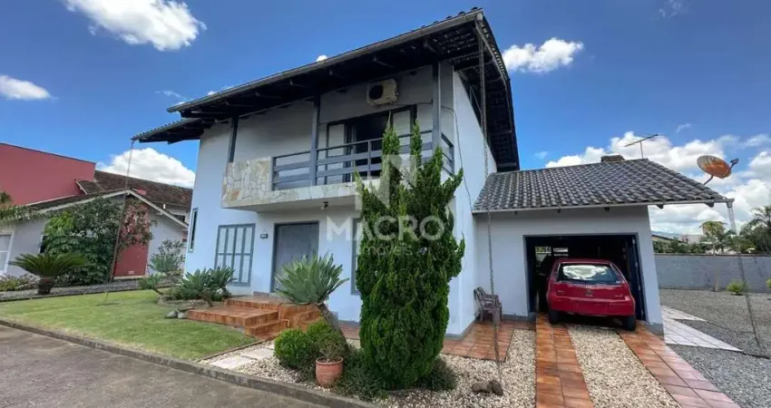 Casa com 3 quartos à venda no Rau, Jaraguá do Sul 