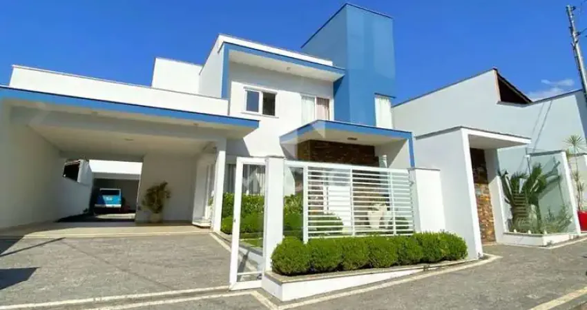 Casa | amizade (lot. versalhes ii) | 4 quartos (2 suítes) | 327m²