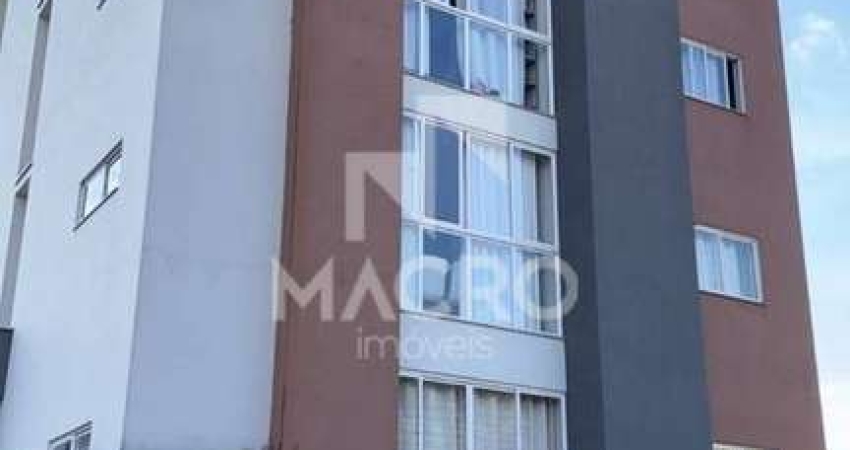 Apto semi mobiliado | Czerniewicz | 2 quartos (1 suíte) | 67m²