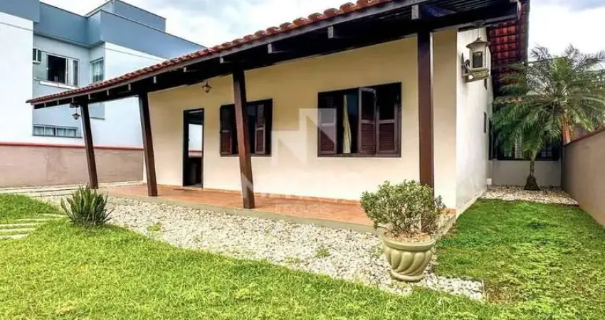 Casa com 4 quartos à venda no Rau, Jaraguá do Sul 