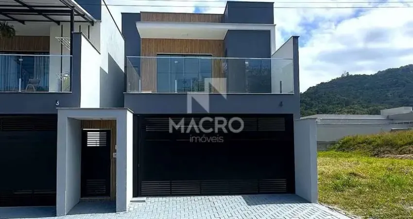 Geminado sobrado | barra do rio cerro | 3 quartos (1 suíte com closet) | 135m²