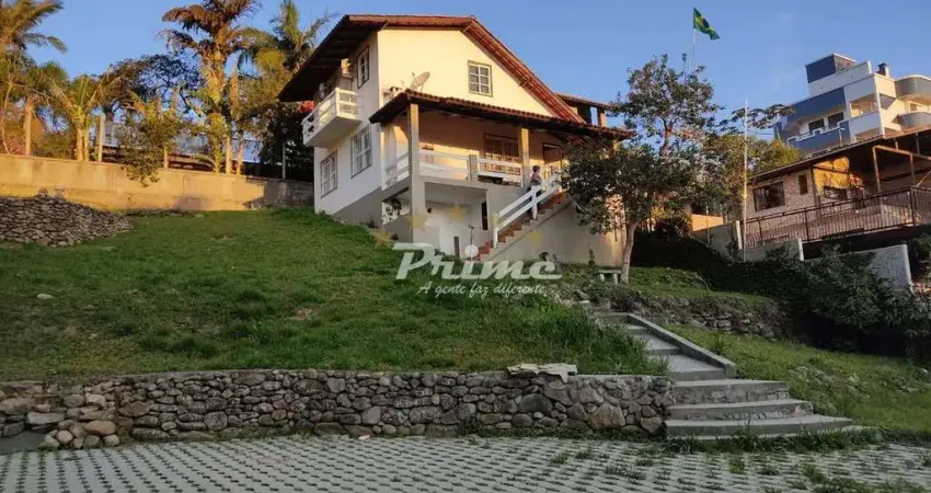 Casa com 4 quartos à venda no Centro, Bombinhas