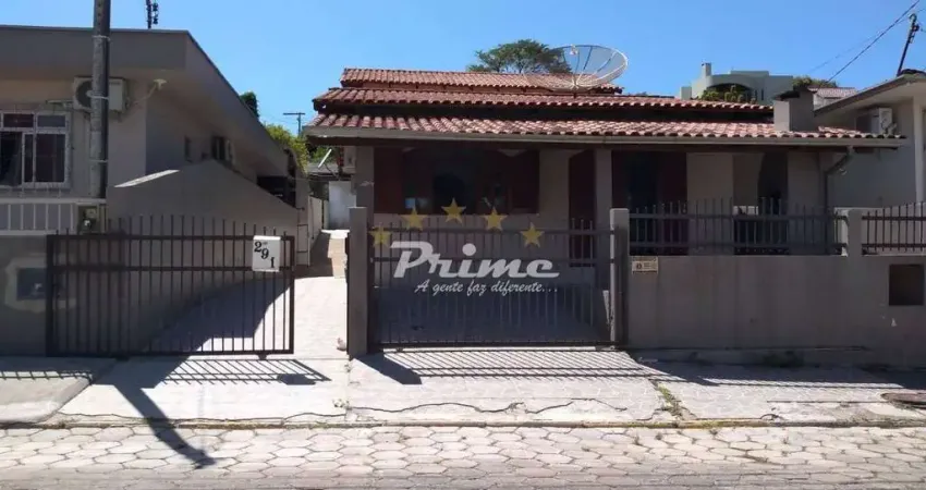 Casa com 9 quartos à venda no Centro, Bombinhas 