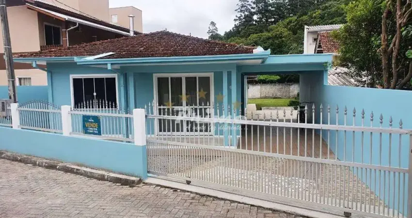 Casa com 3 quartos à venda em Zimbros, Bombinhas 