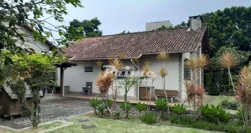 Casa com 3 quartos à venda no José Amândio, Bombinhas