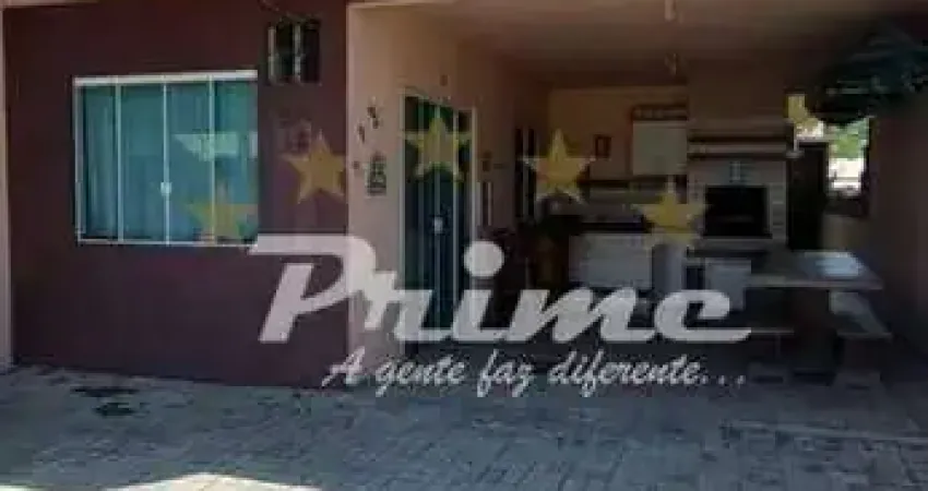 Casa Geminada com 2 Quartos á Venda em Zimbros - Bombinhas/SC