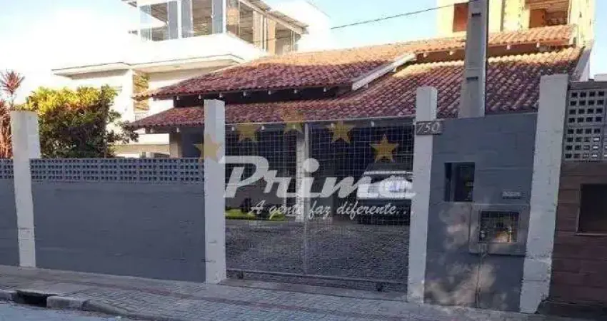 Casa com 3 quartos à venda no José Amândio, Bombinhas 