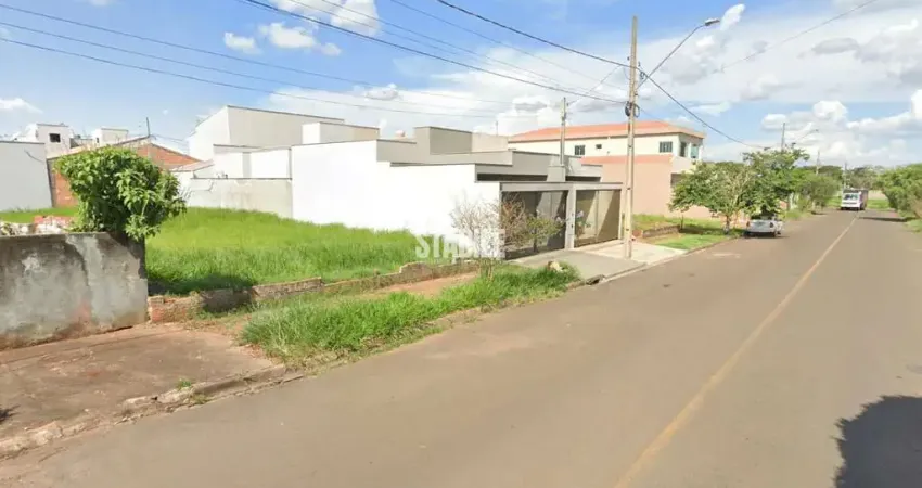 Terreno residencial 389 m2, plano, próximo ao Caic da Avenida Guilherme de Almei