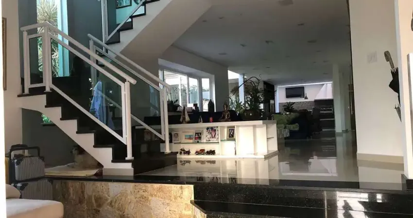 Casa de Condomínio com 4 dorms, Parque Residencial Itapeti, Mogi das Cruzes - R$ 4 mi, Cod: 719401