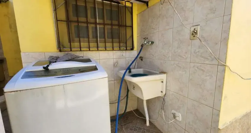 Casa com 3 quartos, Caiçara, Praia Grande - R$ 580 mil, Cod: 722183