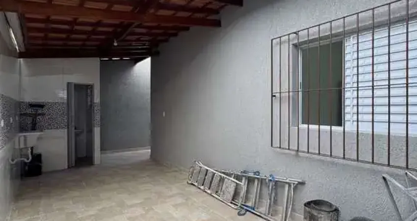 Casa com 2 quartos, Boqueirão, Praia Grande - R$ 690 mil, Cod: 722291