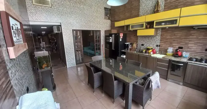 Casa com 2 dorms, Nova Mirim, Praia Grande - R$ 390 mil, Cod: 716956