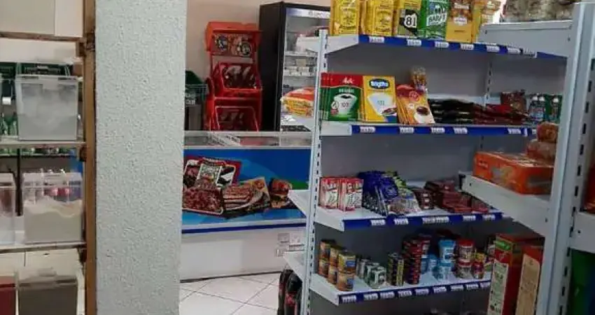 Excelente imóvel de esquina  Comercial e Residencial